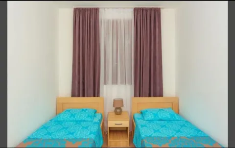 Rent, two bedroom apartment, 55m², Petrovac, Budva - image 9