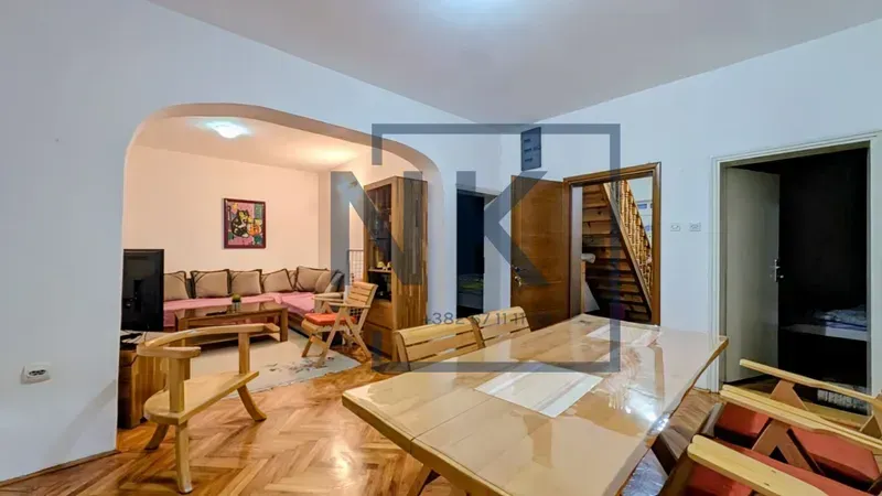 Izdavanje, dvosoban stan, 80m², Masline, Podgorica