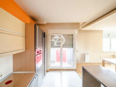 Sale, four bedroom apartment, 132m², Čukarica, Beograd - image 6