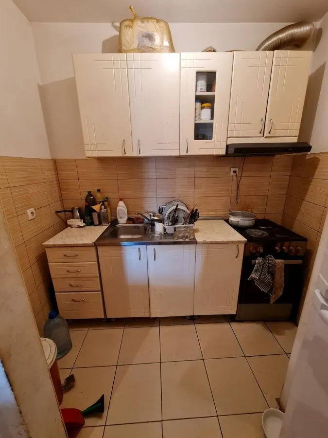 Prodaja, trosoban stan, 64m², Petrovaradin, Novi Sad