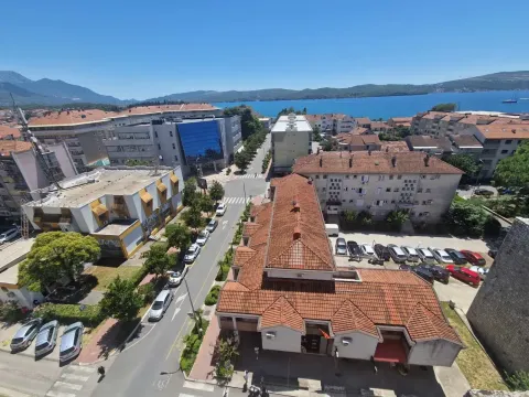 Sale, apartment, 67m², Tivat, Crna Gora - image 4