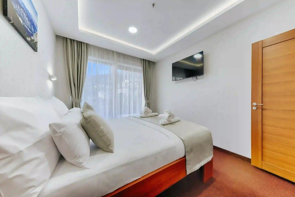 Sale, house, 12000m², Dobre Vode, Bar