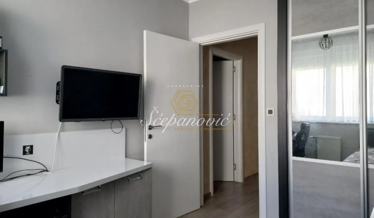 Prodaja, trosoban stan, 89m², Nova Detelinara, Novi Sad Sve Podlokacije