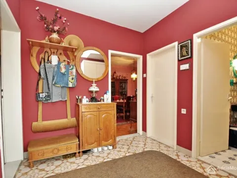 Prodaja, kuća, 377m², Seljanovo, Tivat - image 12