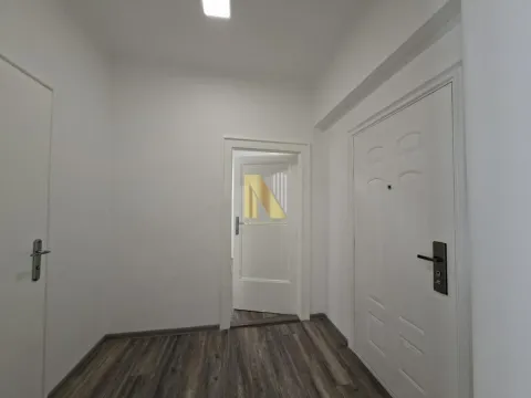 Izdavanje, trosoban stan, 85m², Stari grad, Novi Sad - image 14
