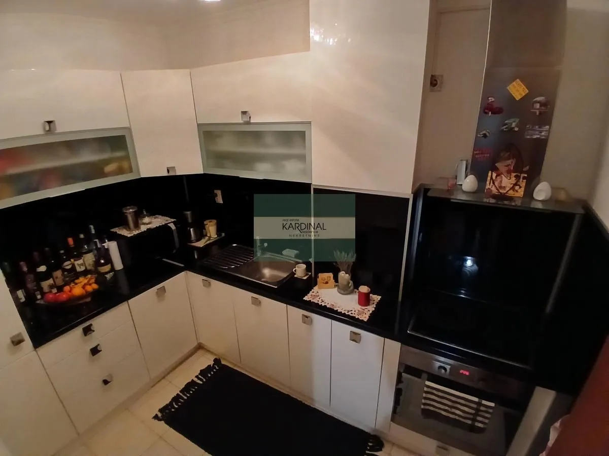 Prodaja, trosoban stan, 85m², Centar, Jagodina