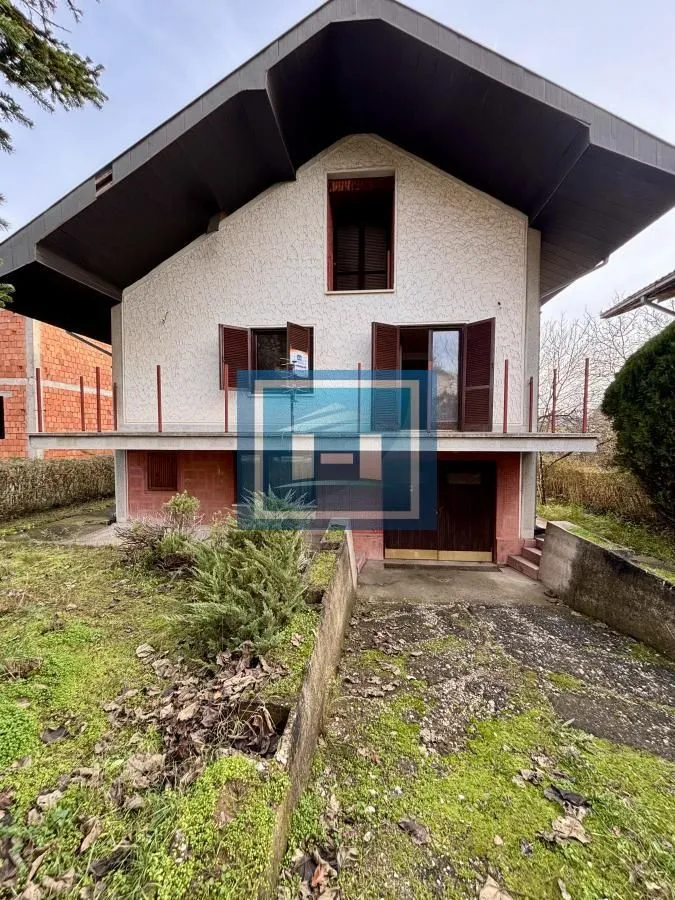 Prodaja, kuća, 300m², Budžino brdo, Jagodina