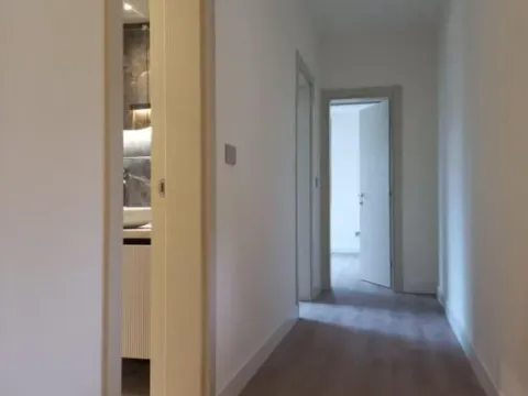 Izdavanje, četvorosoban stan, 174m², Savski Venac, Beograd - image 18