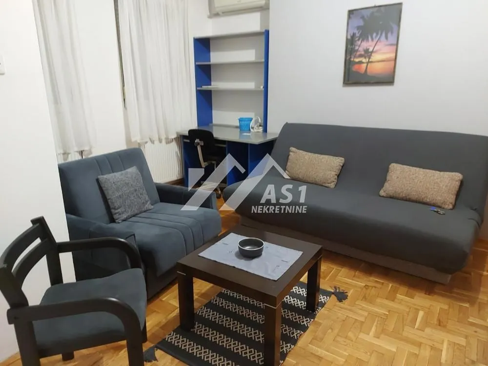 Izdavanje, stan, 28m², Grbavica, Novi Sad Sve Podlokacije