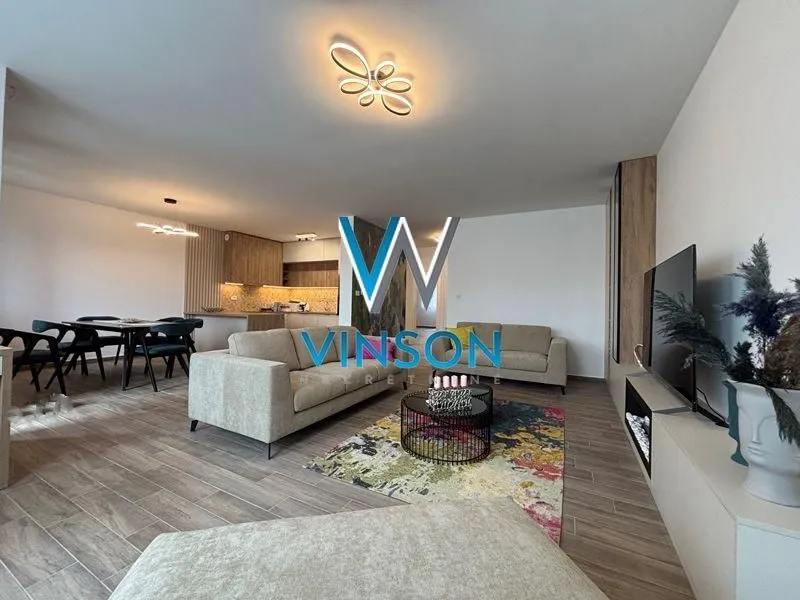 Izdavanje, dvosoban stan, 120m², Petrovaradin, Novi Sad