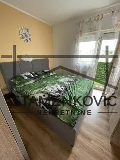 Prodaja, četvorosoban stan, 76m², Adice, Novi Sad Sve Podlokacije