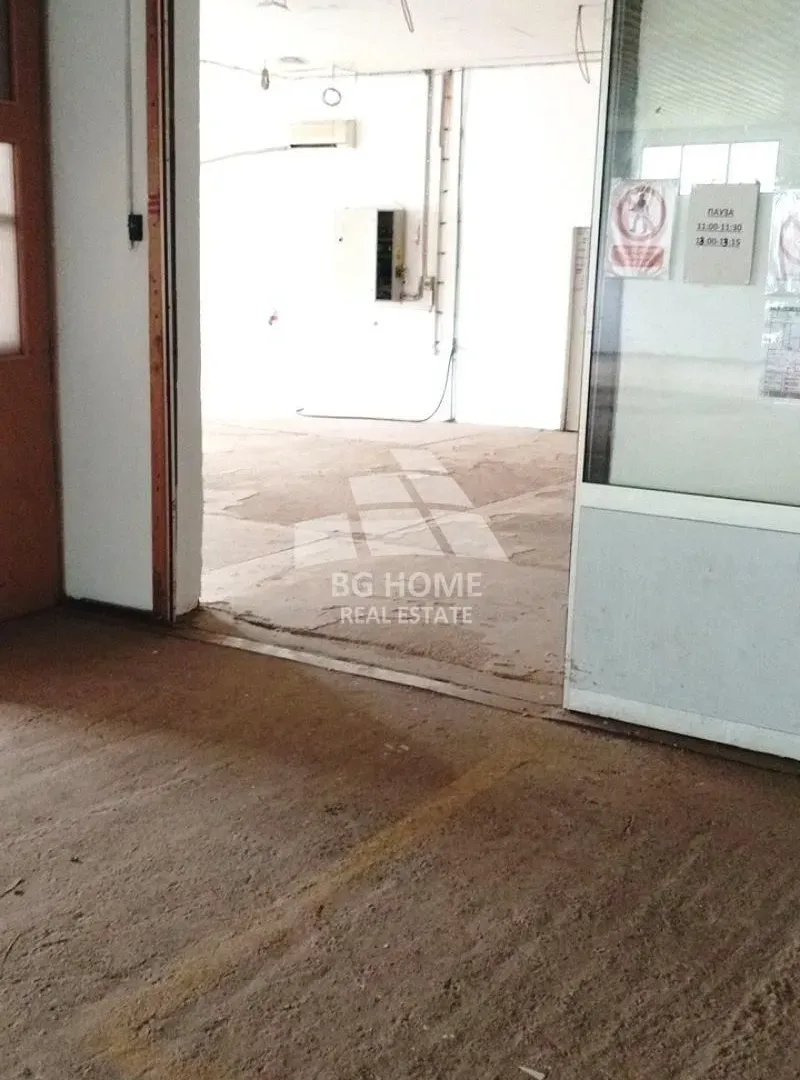 Rent, office space, 1400m², Zemun Centar, Zemun Sve Podlokacije