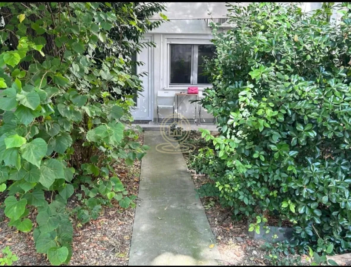 Rent, one bedroom apartment, 30m², Vračar Sve Podlokacije, Beograd