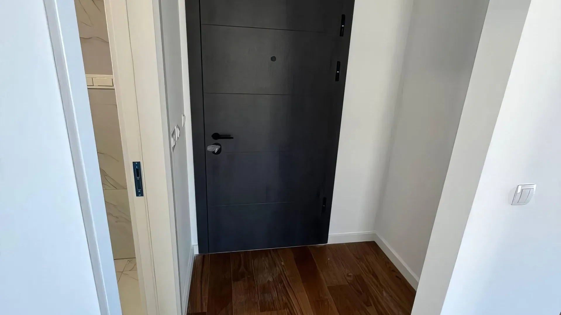 Prodaja, jednosoban stan, 45m², Centar, Bar
