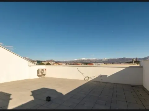 Prodaja, četvorosoban stan, 206m², Zabjelo, Podgorica - image 13