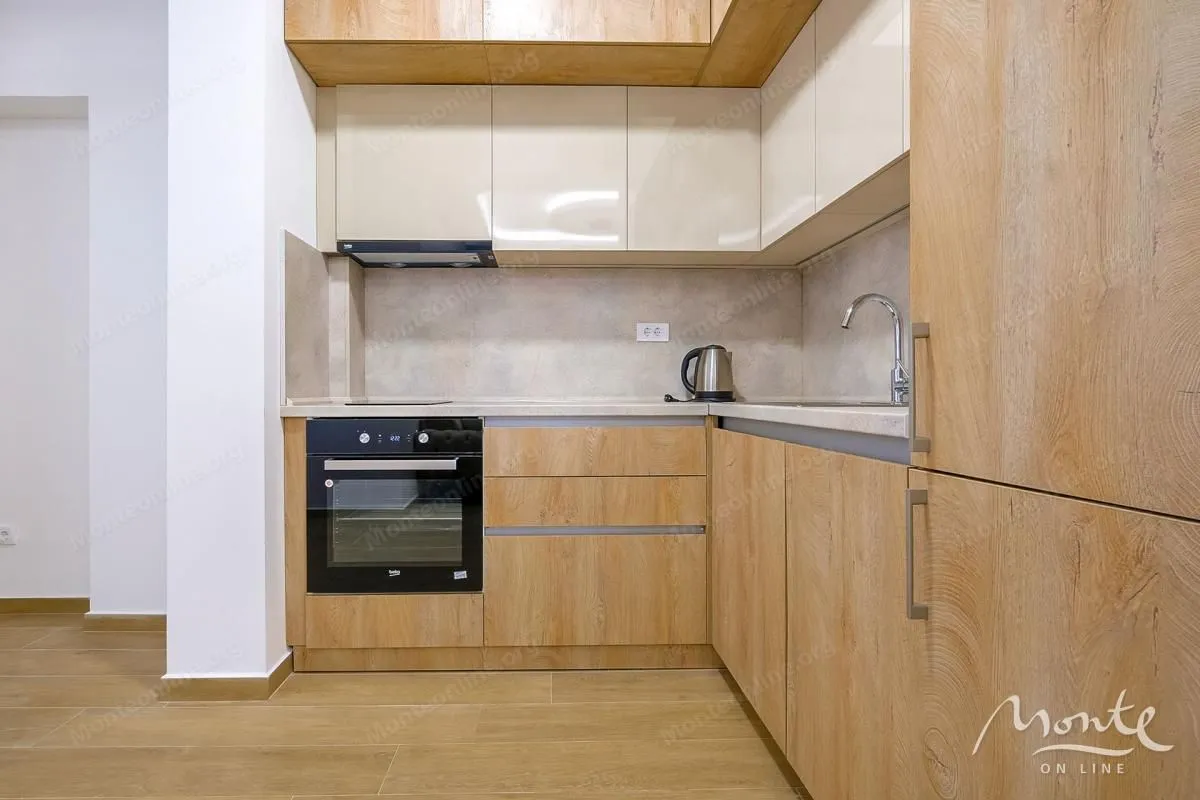 Prodaja, garsonjera, 57m², Rafailovići, Budva