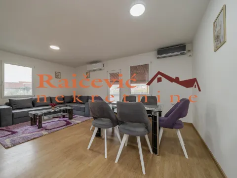 Izdavanje, trosoban stan, 83m², Medaković 1, Medaković Sve Podlokacije - image 1