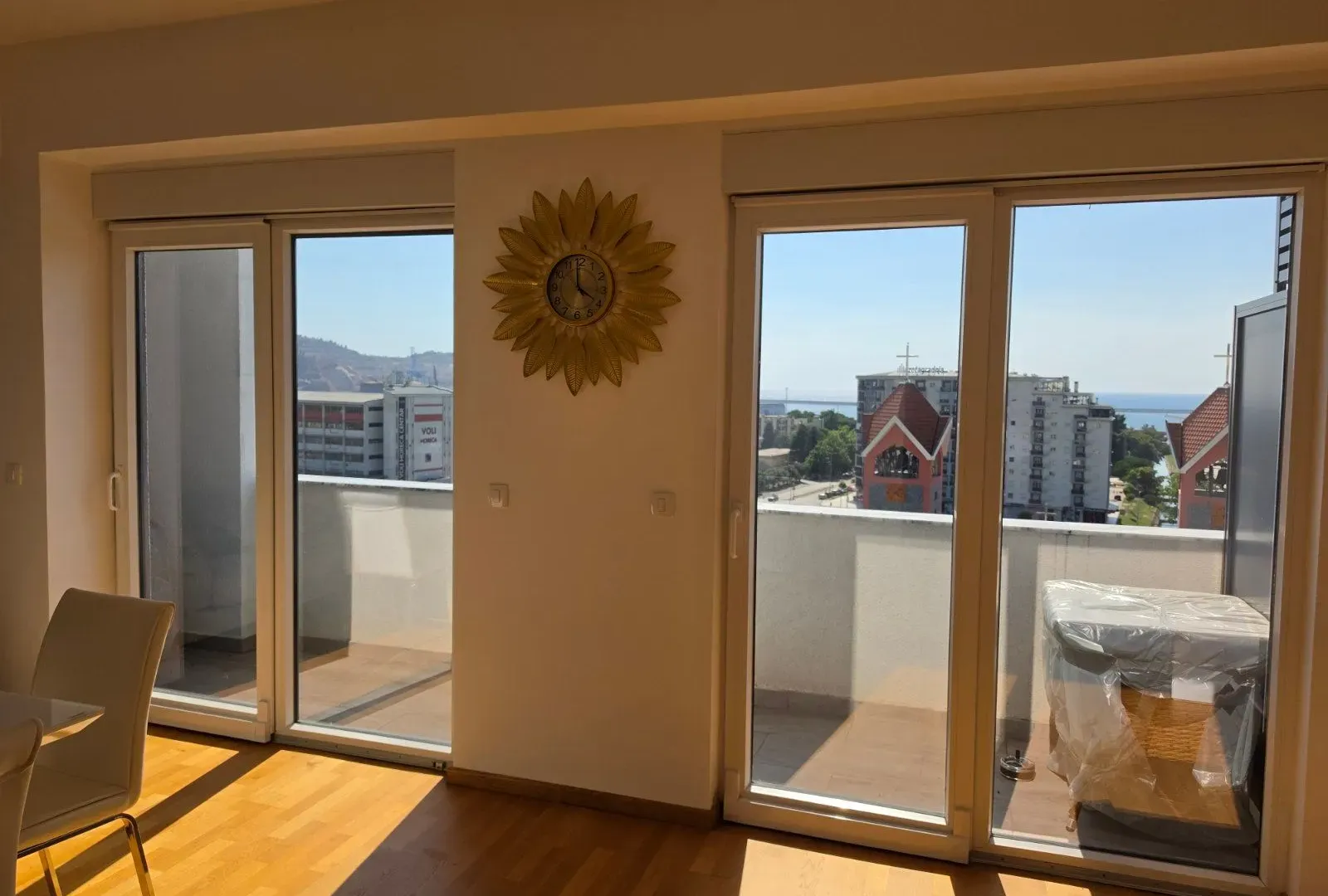 Prodaja, jednosoban stan, 57m², Centar, Bar