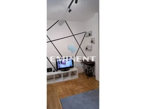 Izdavanje, dvosoban stan, 40m², Kalenić Pijaca, Vračar Sve Podlokacije - image 5