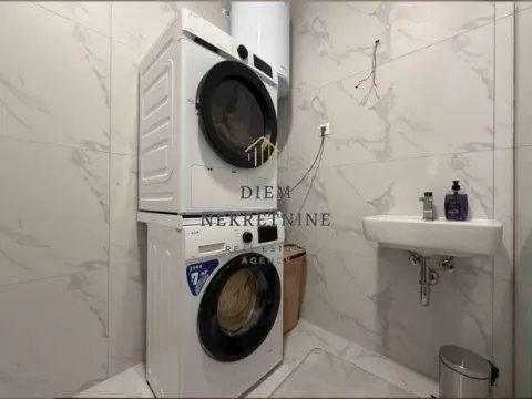 Izdavanje, dvosoban stan, 70m², Stari Aerodrom, Podgorica - image 13