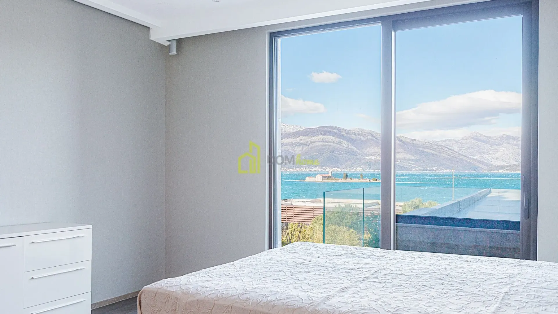 Prodaja, trosoban stan, 410m², Đuraševići, Tivat