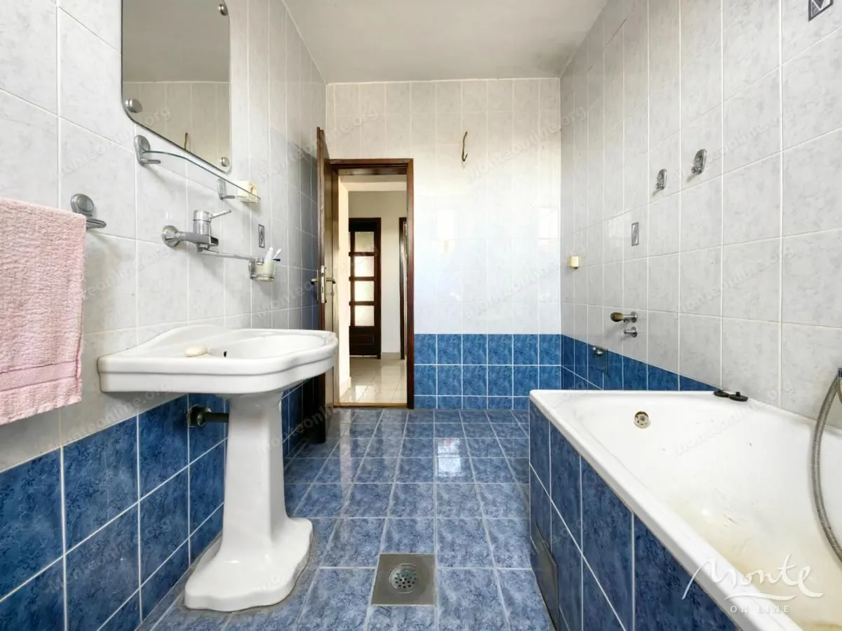 Prodaja, kuća, 385m², Donja Gorica, Podgorica