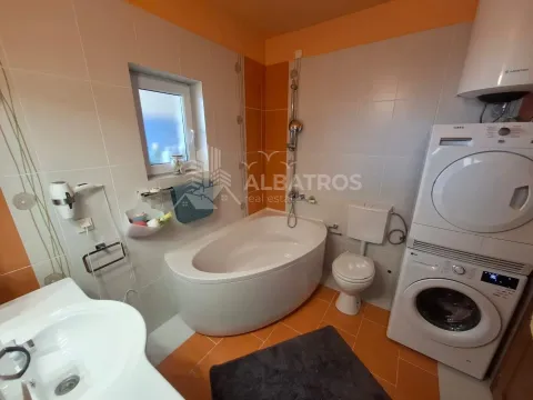 Prodaja, kuća, 116m², Bački Petrovac, Srbija - image 7