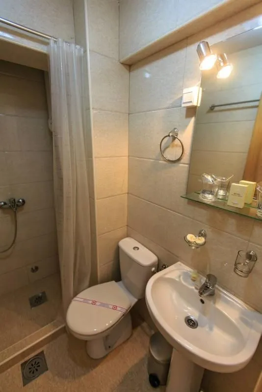 Prodaja, ugostiteljski objekat, 399m², Sutomore, Bar
