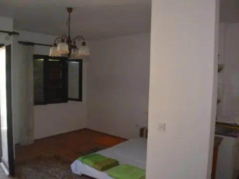 Sale, studio apartment, 37m², Dobrota, Kotor - image 3