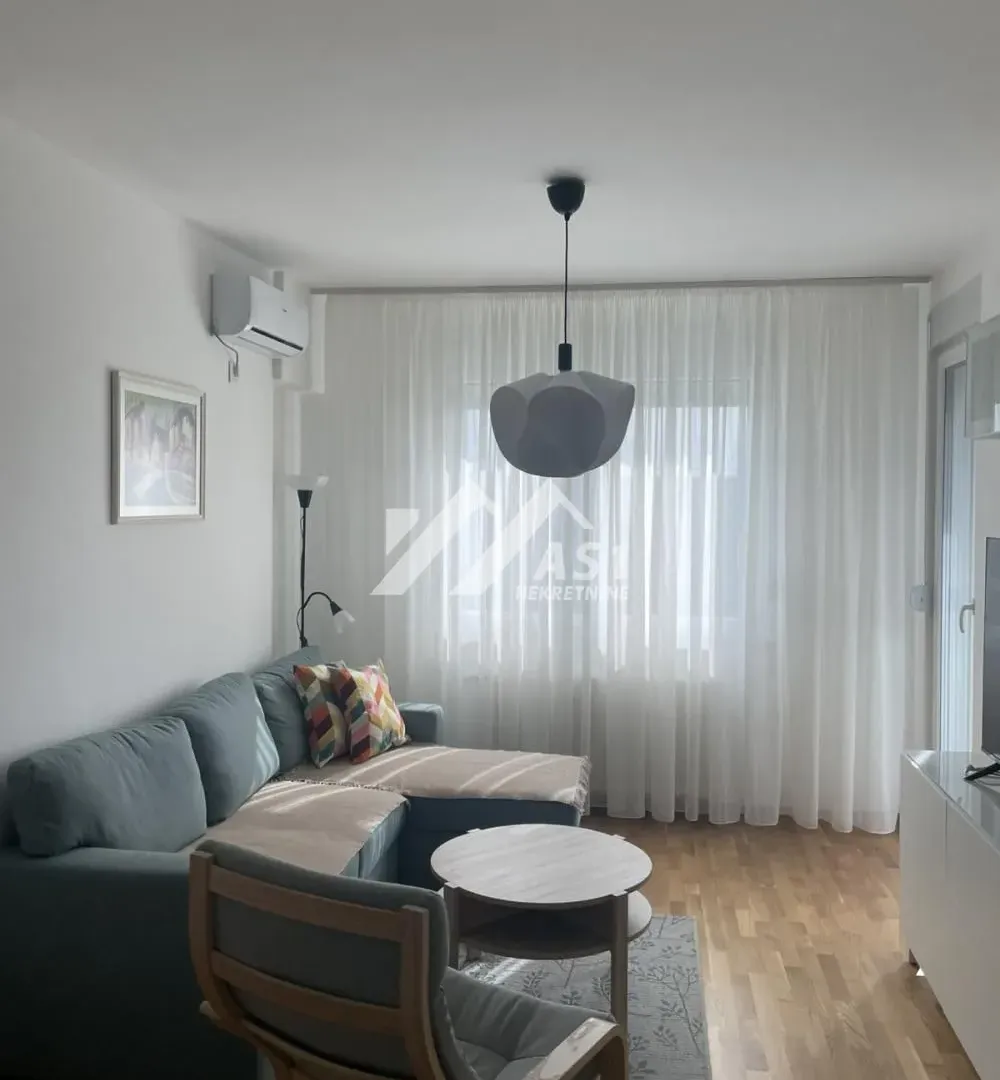 Izdavanje, dvosoban stan, 48m², Avijatičarsko naselje, Novi Sad Sve Podlokacije