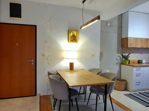 Sale, one bedroom apartment, 51m², Centar, Bar - image 10