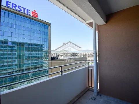 Izdavanje, jednosoban stan, 49m², Central Point, Podgorica - image 10