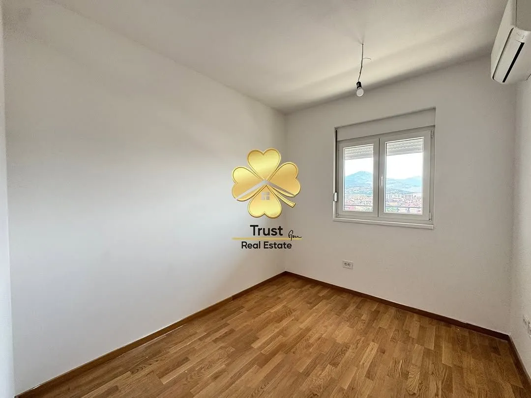Prodaja, trosoban stan, 106m², Stari Aerodrom, Podgorica