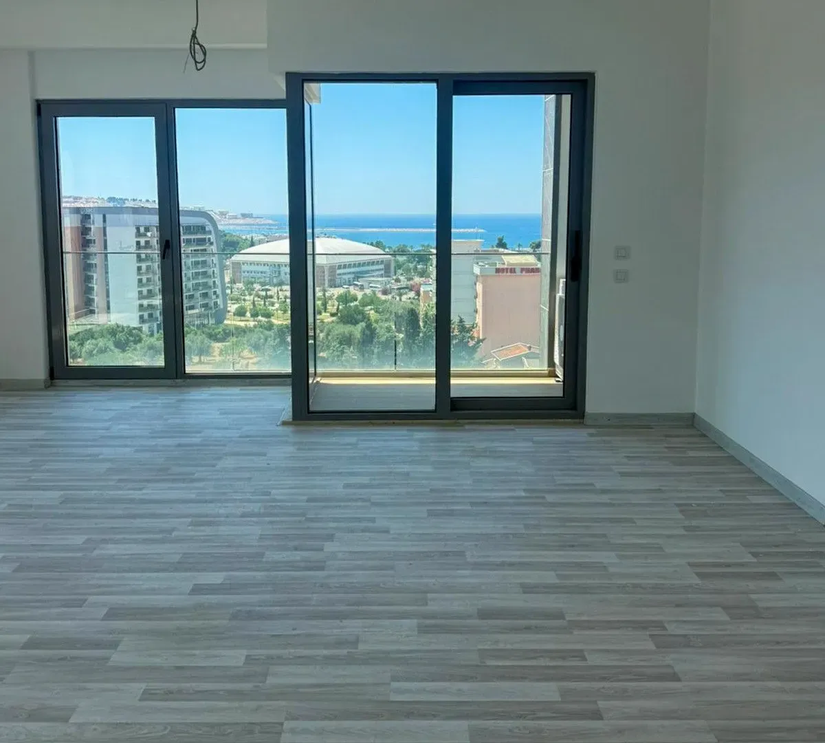 Sale, apartment, 334m², Bar, Crna Gora