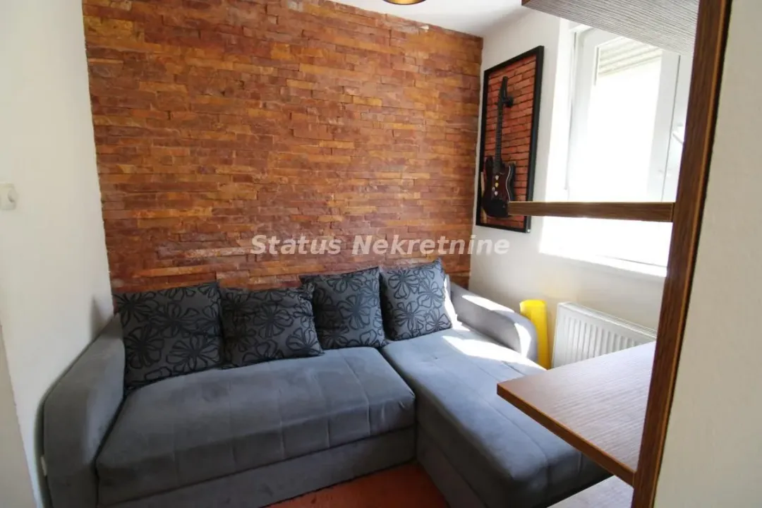 Prodaja, jednosoban stan, 33m², Sajmište, Novi Sad