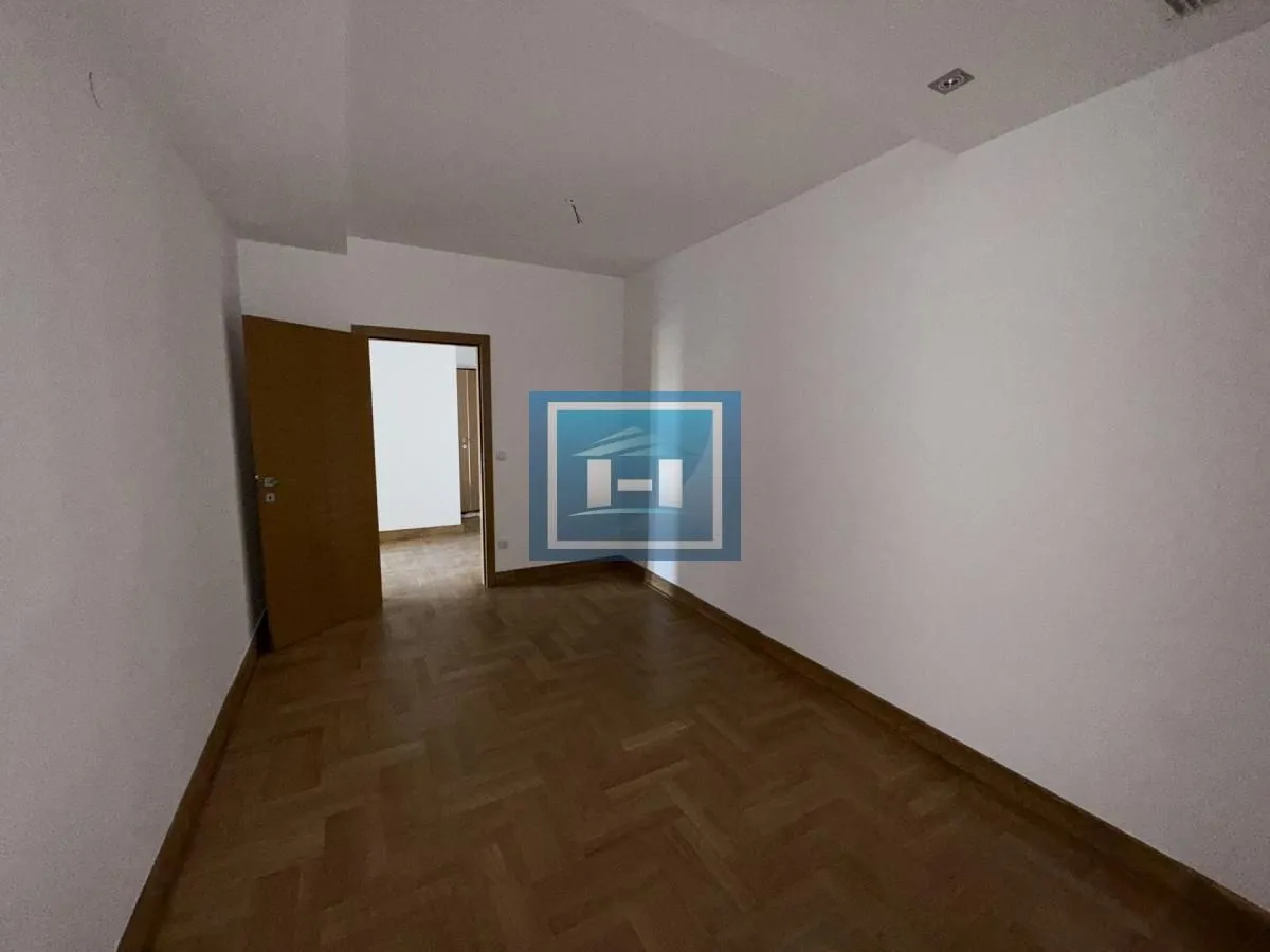 Prodaja, dvosoban stan, 95m², Vašarište, Jagodina