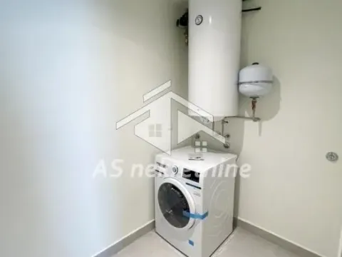 Izdavanje, četvorosoban stan, 152m², Savski Venac, Beograd - image 25