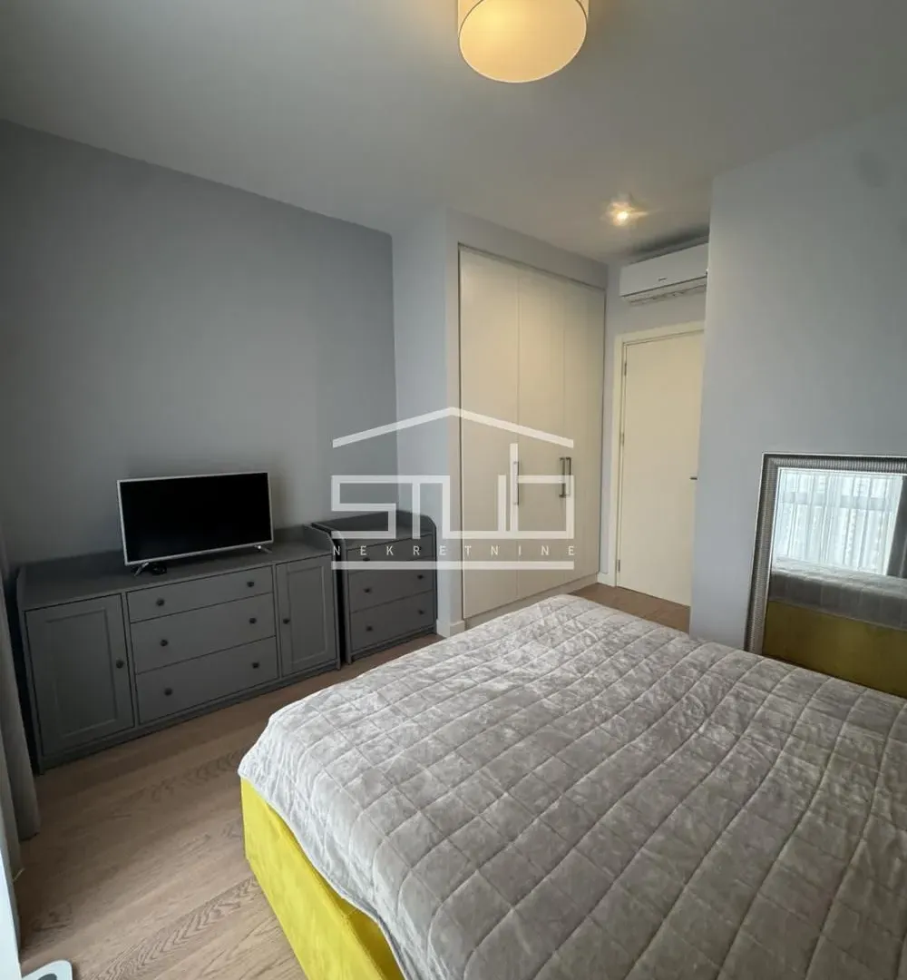 Rent, two bedroom apartment, 56m², Savski Venac, Beograd