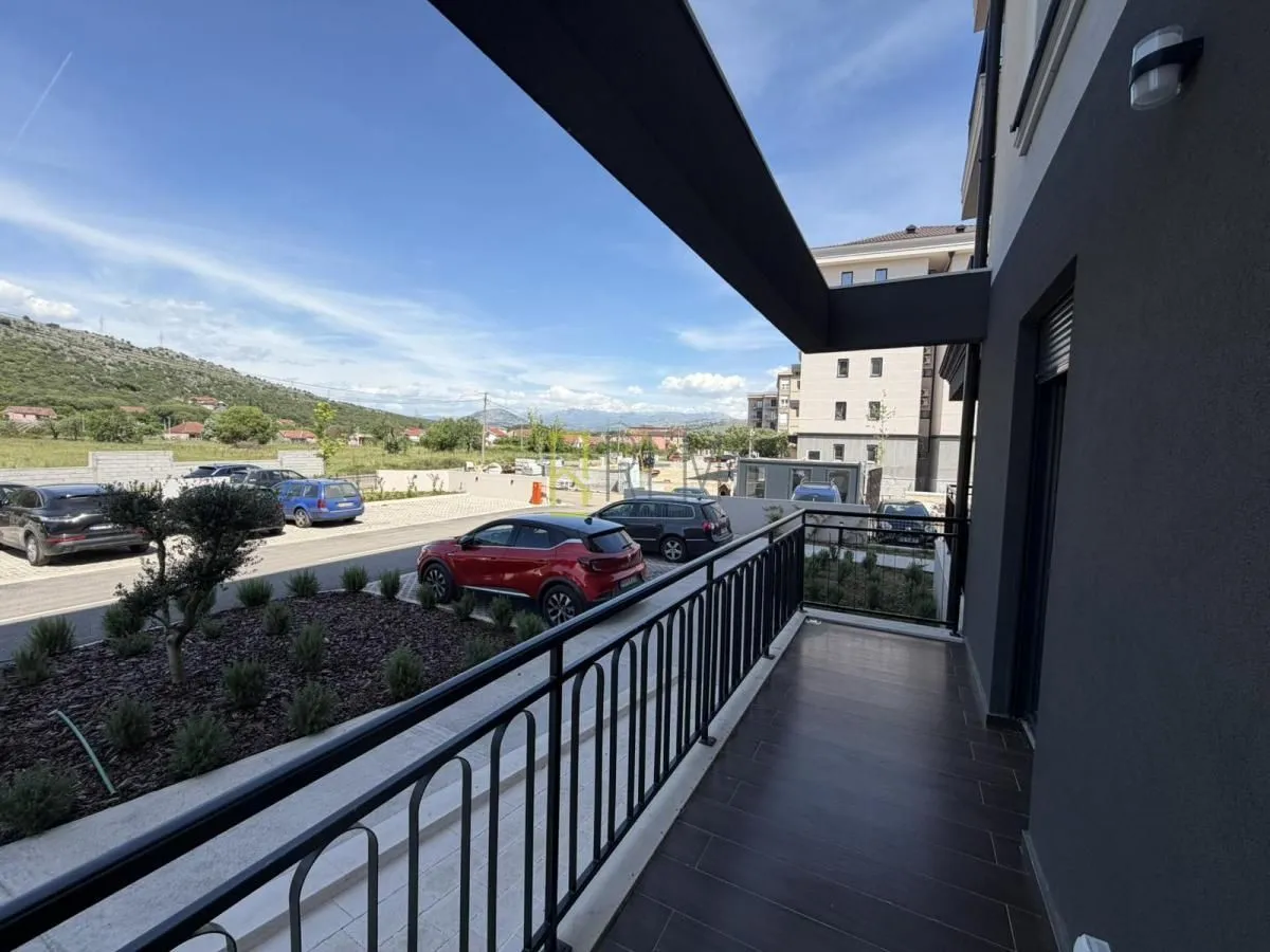 Rent, one bedroom apartment, 39m², Tološi, Podgorica