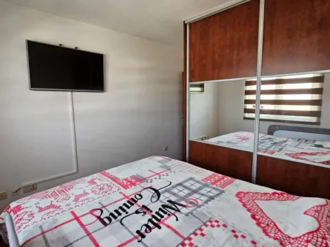 Prodaja, dvosoban stan, 56m², Stari Aerodrom, Podgorica - image 3