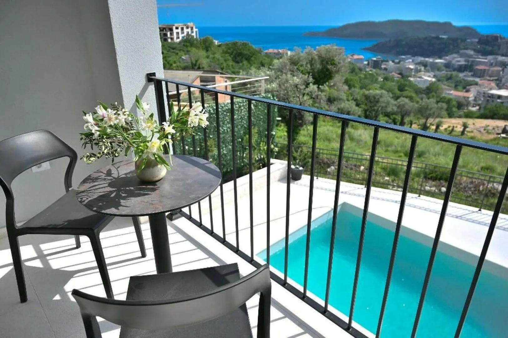 Sale, house, 160m², Bečići, Budva