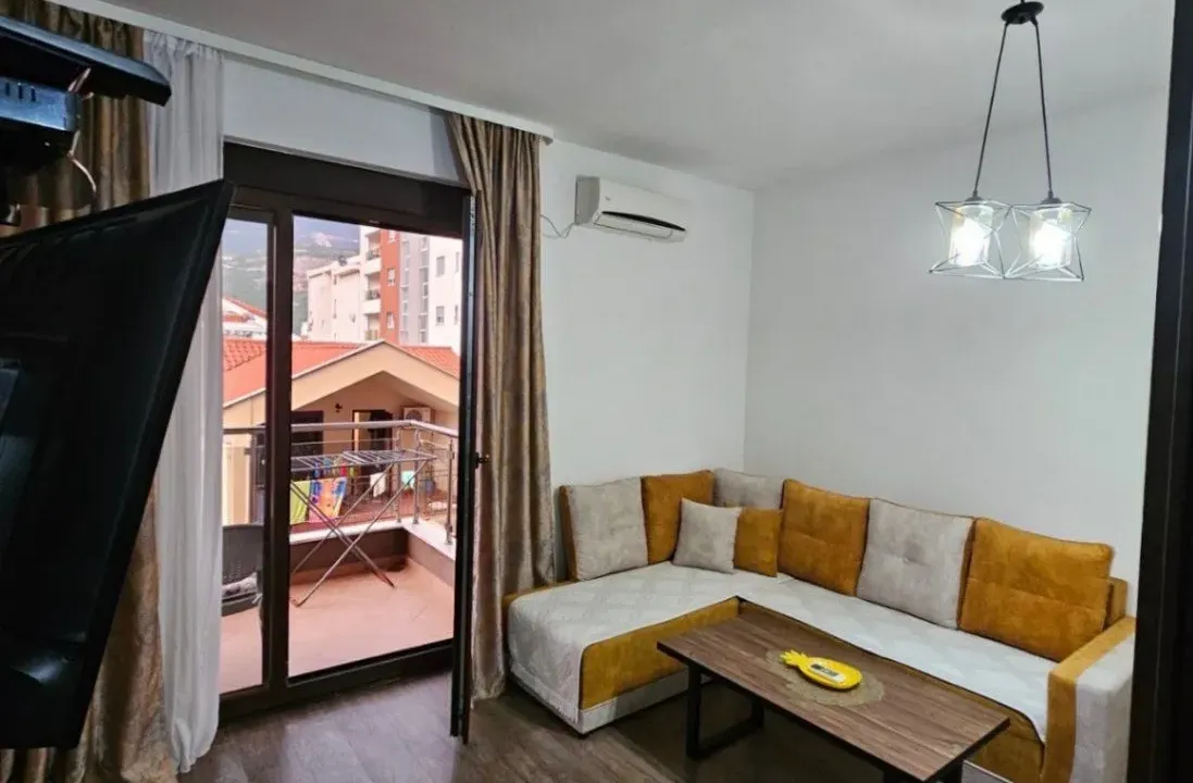 Prodaja, garsonjera, 27m², Centar, Budva