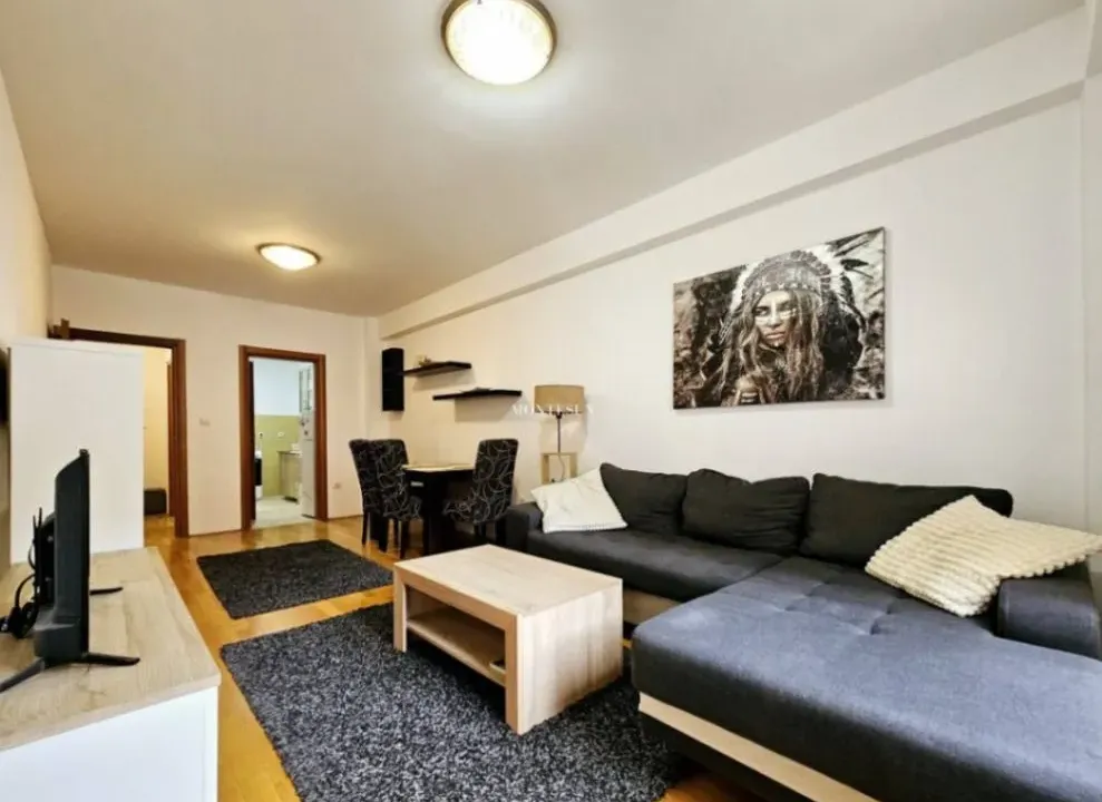 Izdavanje, jednosoban stan, 52m², Budva, Crna Gora