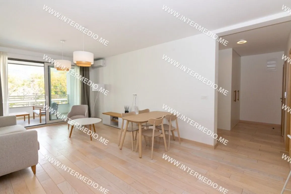Prodaja, dvosoban stan, 63m², Igalo, Herceg Novi