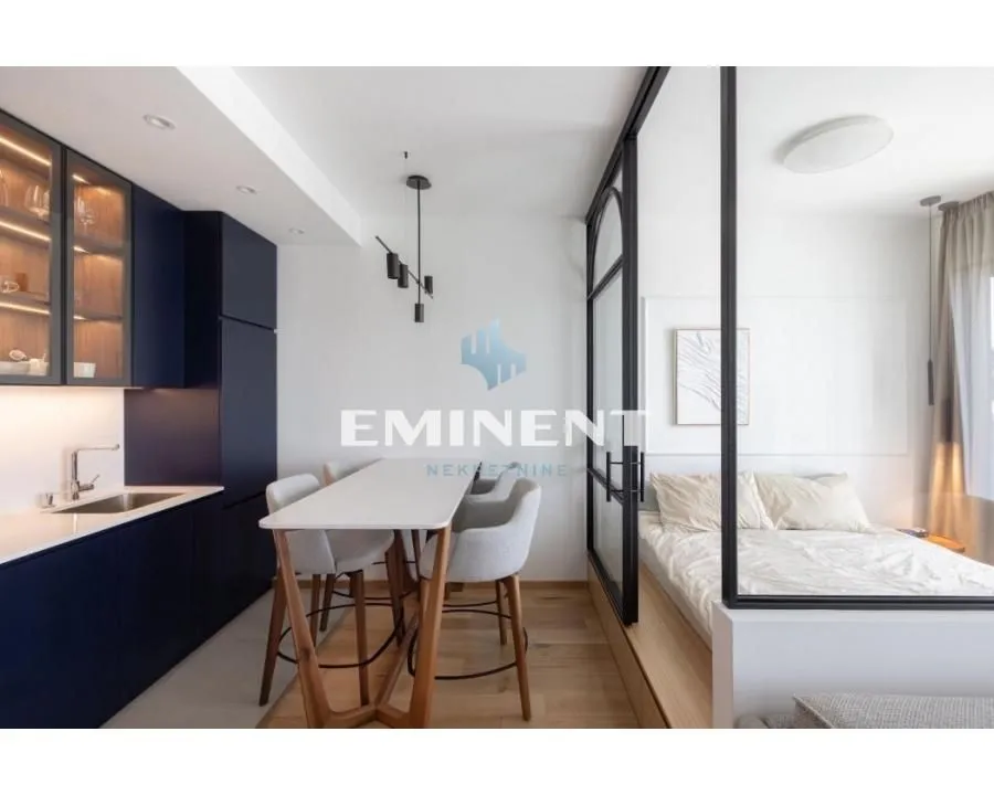Izdavanje, jednosoban stan, 35m², Gundulićev Venac, Beograd