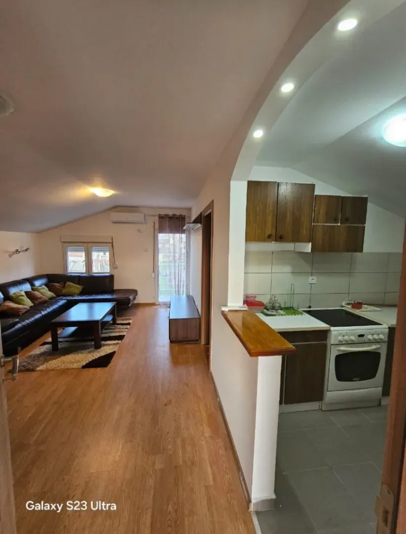 Rent, two bedroom apartment, 50m², Stari Aerodrom, Podgorica
