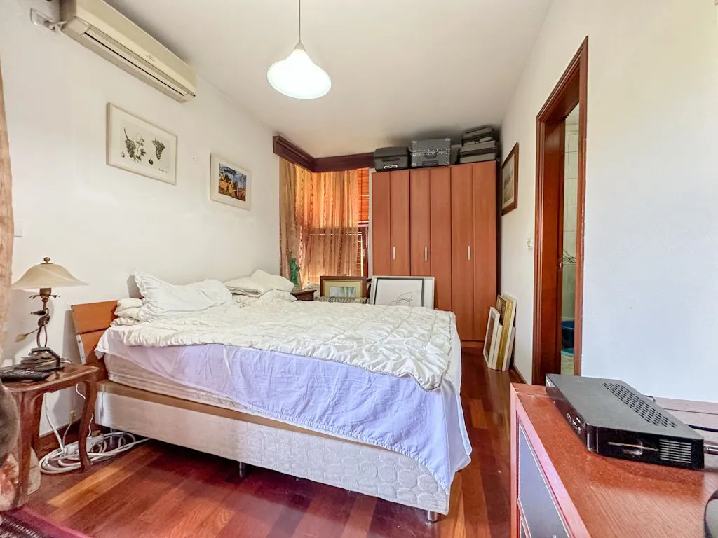Sale, three bedroom apartment, 136m², Gorica C, Podgorica