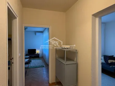 Rent, one bedroom apartment, 39m², Miljakovac, Rakovica - image 11