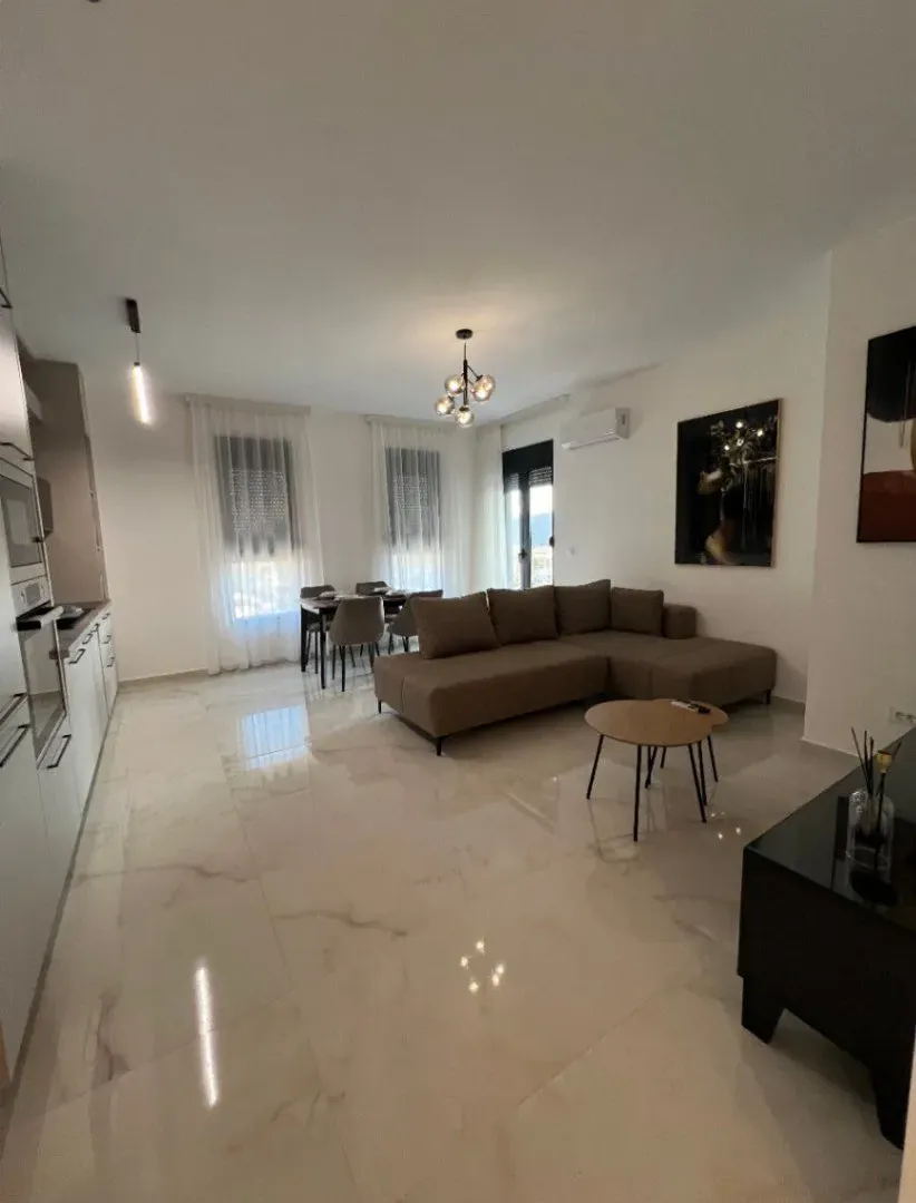 Rent, two bedroom apartment, 70m², Čeluga, Bar