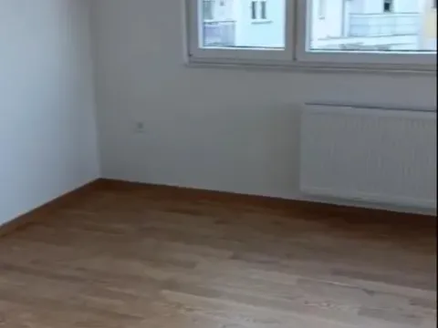 Prodaja, četvorosoban stan, 77m², Bulevar patrijarha Pavla, Novi Sad Sve Podlokacije - image 9